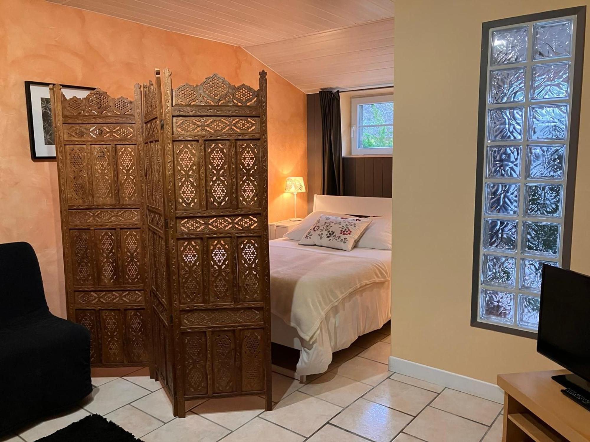 Le Gite De L'Araucaria Ploerdut Room photo