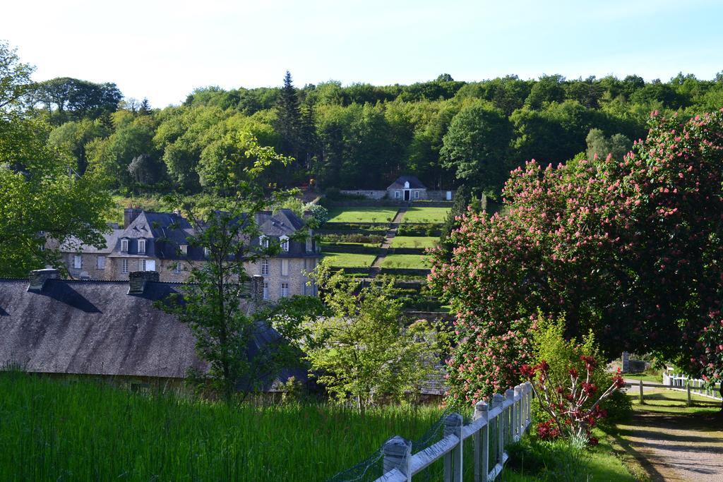 Le Gite De L'Araucaria Ploerdut Exterior photo